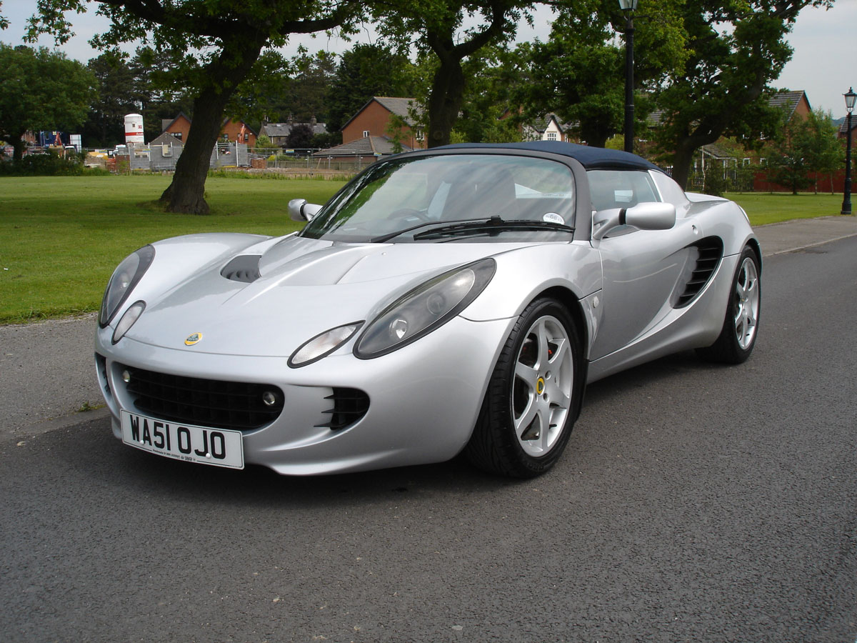 200151-Lotus-Elise-S-front