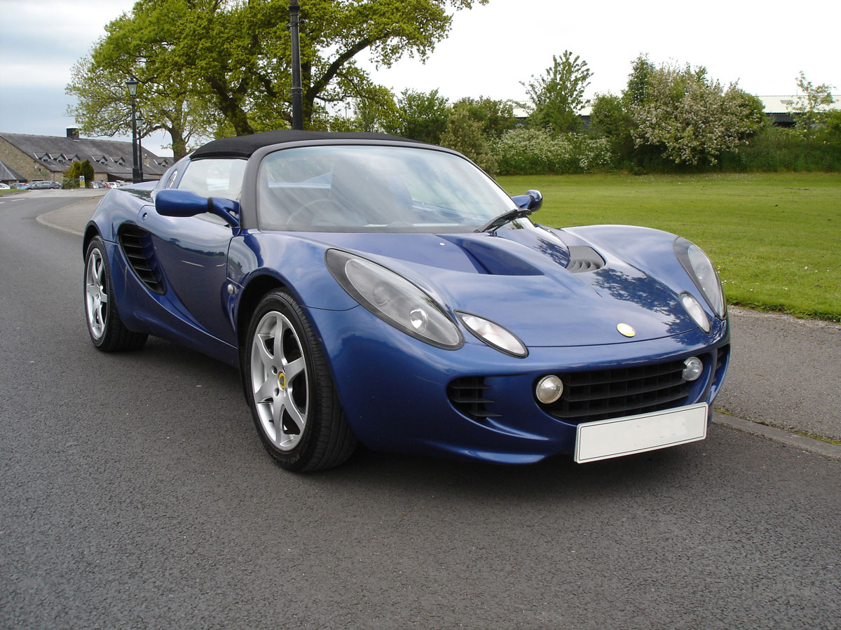 200353-Elise-S-Touring-front-2