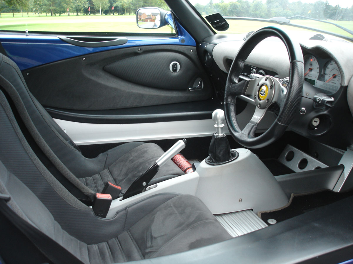 200454-Lotus-Exige-Touring-190-front-interior